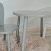 stolik z krzesełkami dla dzieci