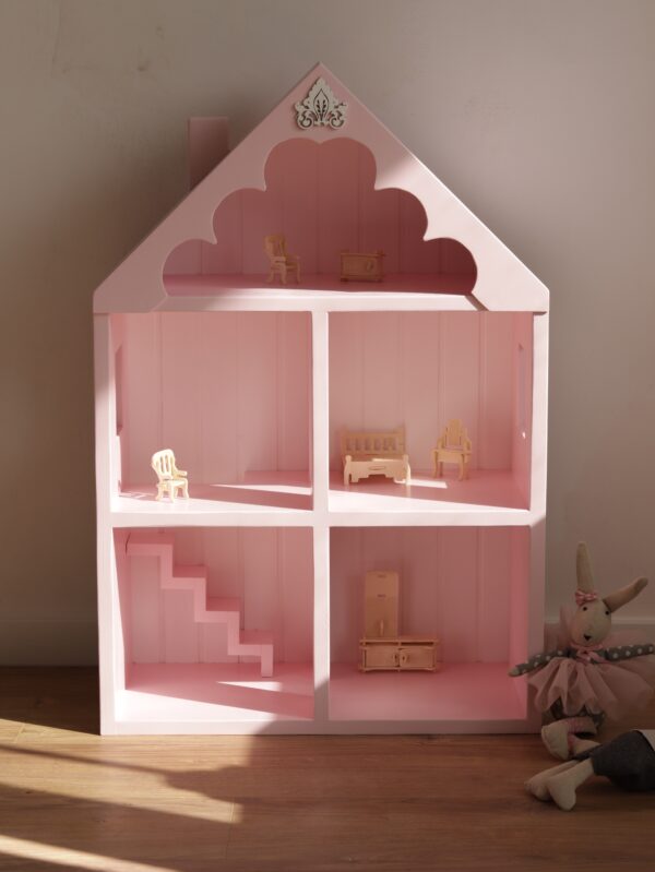 Drewniany domek do zabawy baby pink